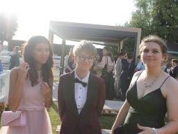 YR11 Prom 2025 - Reception Arrivals